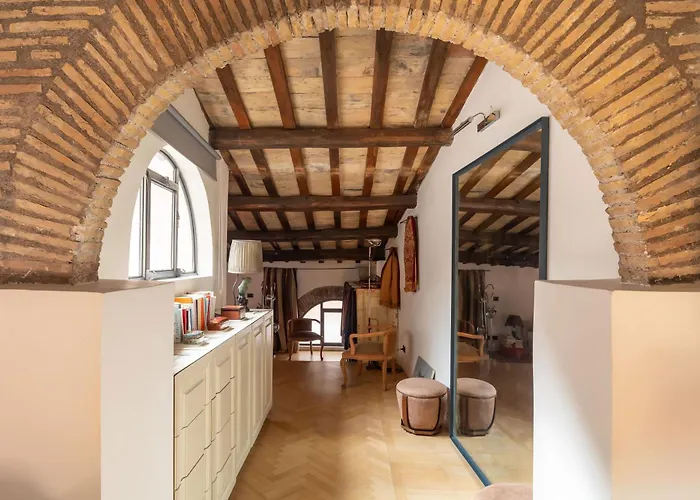Monti Designer Loft By Romeloft Apartment *
